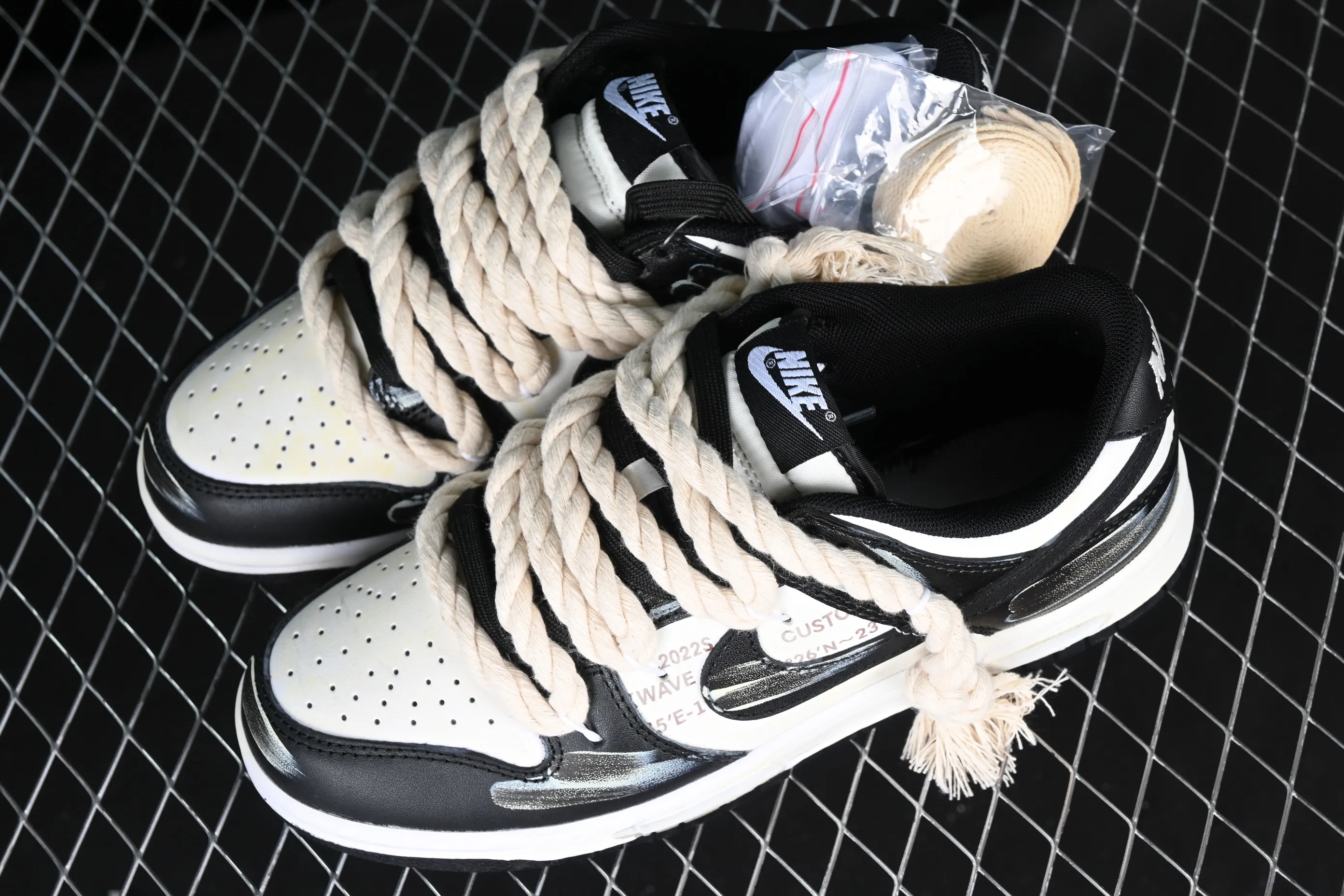 All categories Nk SB Dunk series Nk SB Dunk Low low-top sneakers J version Nk Dunk SB Low Retro high-end customized SB low-top sports and leisure sneakers DD1391-100